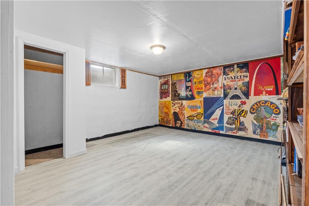 10915 Cypress Avenue — photo 18