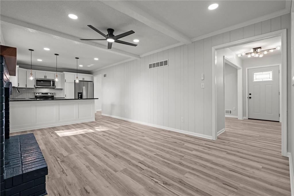 2321 Blue Ridge Terrace — photo 8