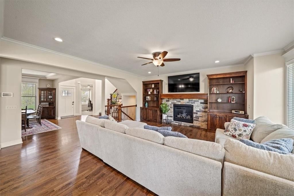 7927 Apache Road — photo 9