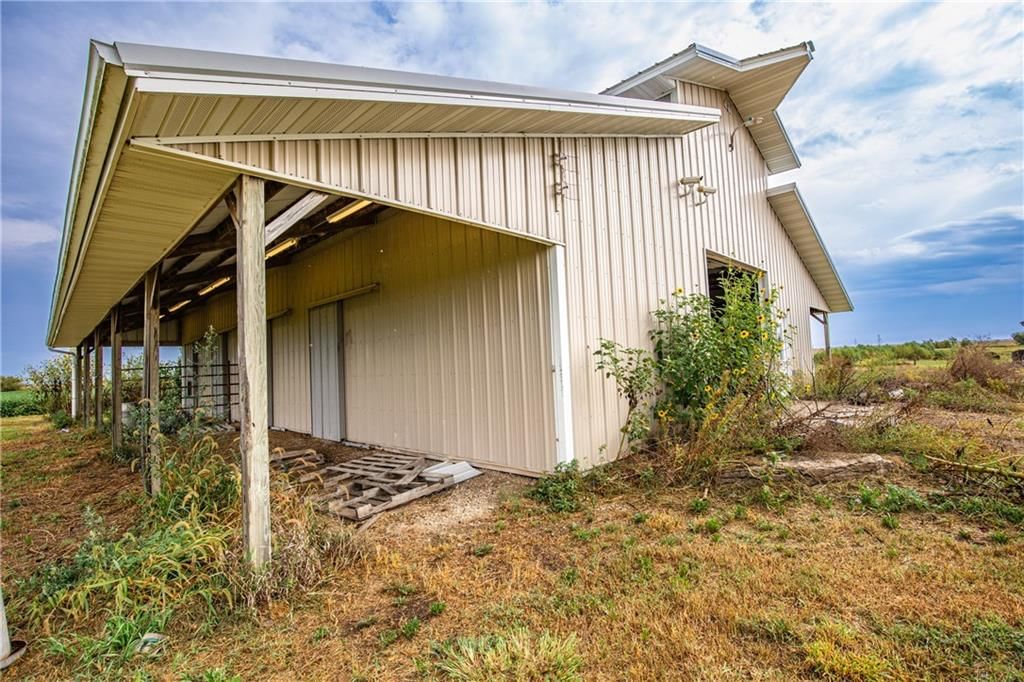 32714 Jackson Road — photo 9