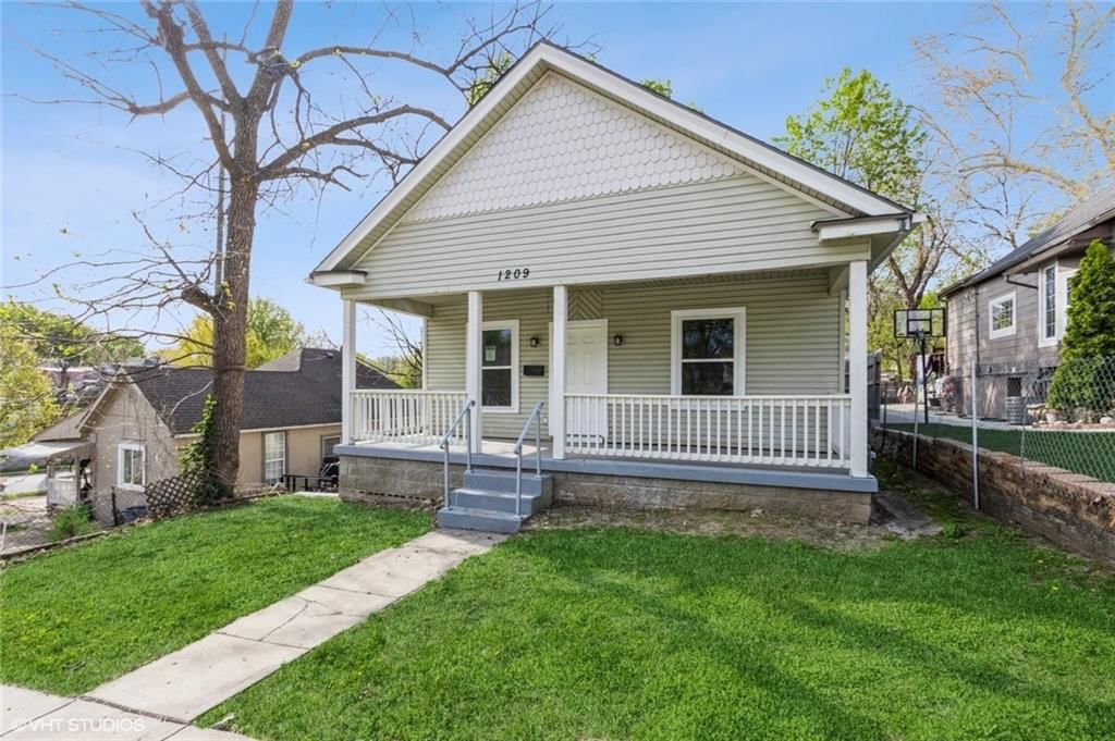 1209 Lowell Avenue, Kansas City, KS