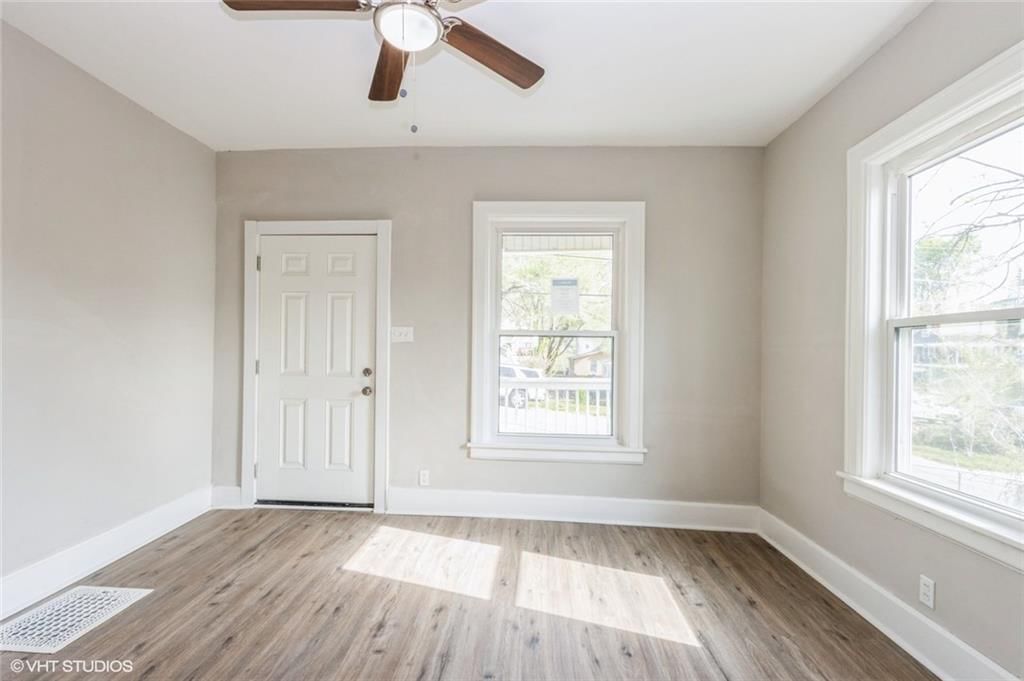 1209 Lowell Avenue — photo 4