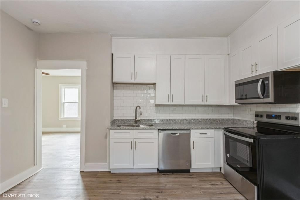 1209 Lowell Avenue — photo 9
