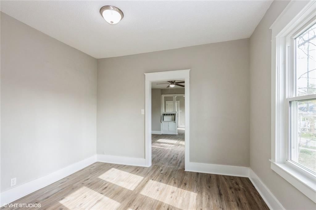 1209 Lowell Avenue — photo 12