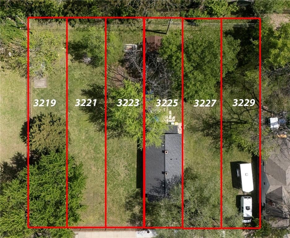 3225 Holmes Street — photo 2