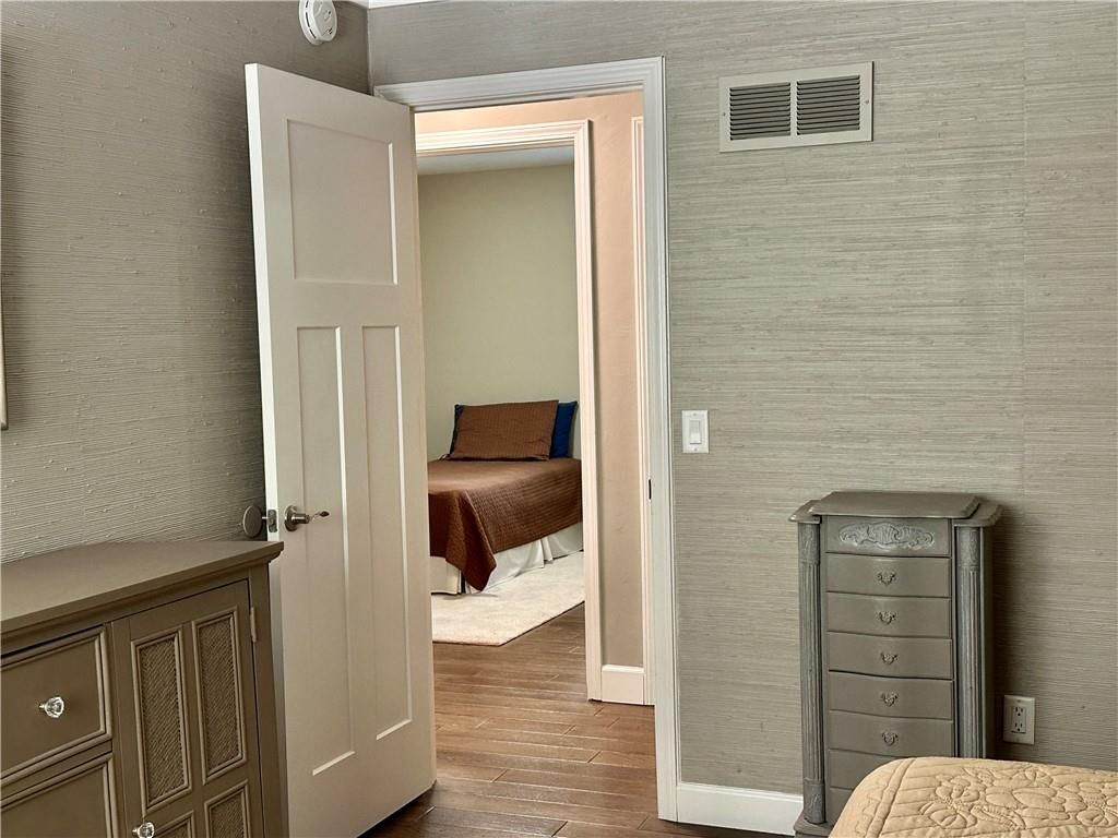 15216 S Arapaho Drive — photo 14