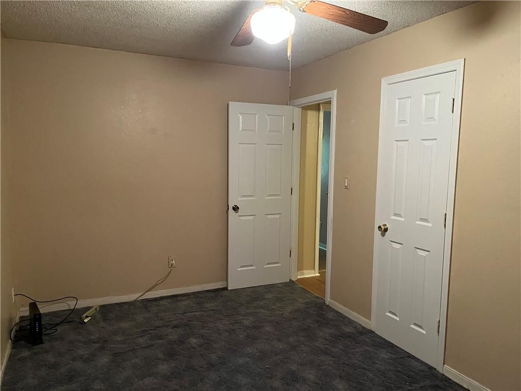 1804 S Oak Street — photo 8
