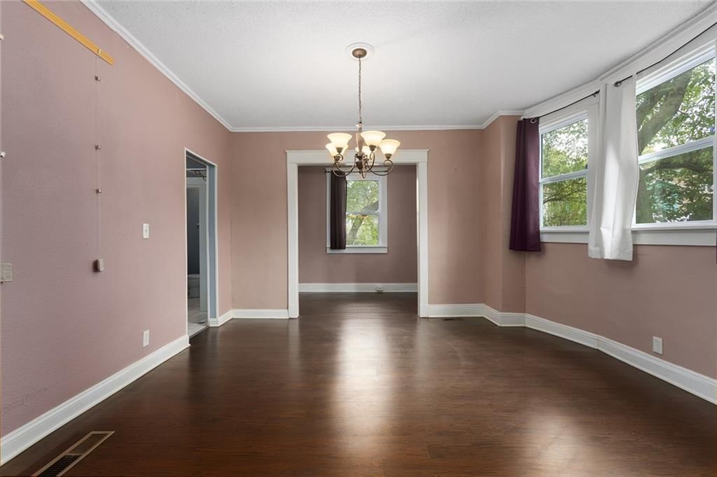 3245 VICTOR Street — photo 6