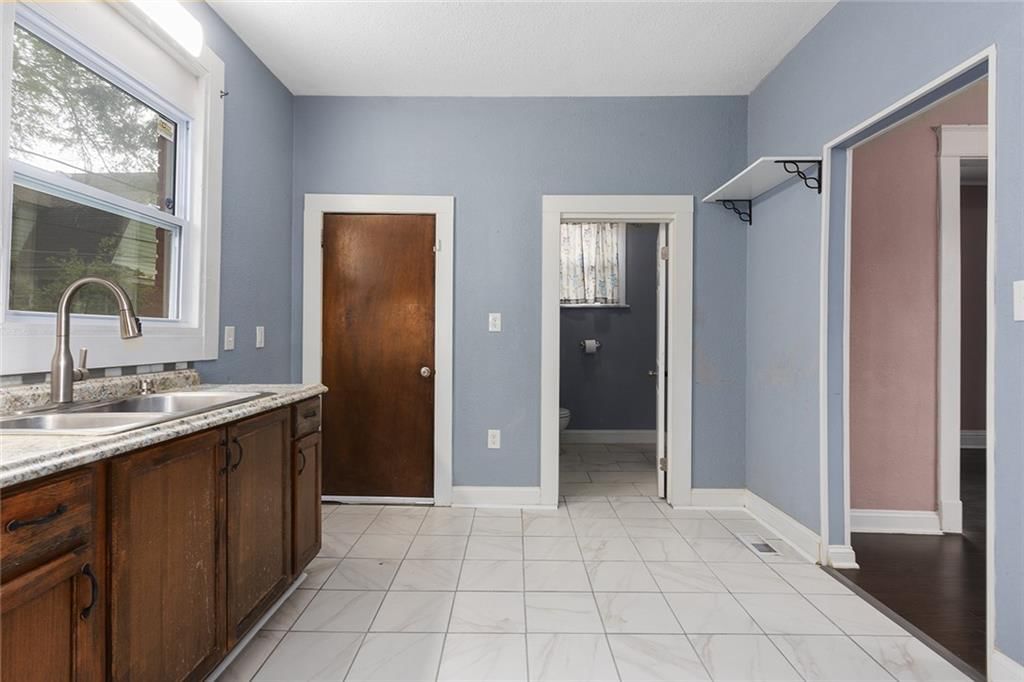 3245 VICTOR Street — photo 10