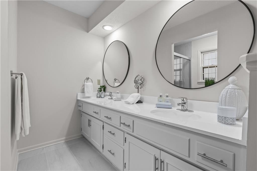 11819 Harrison Drive — photo 13