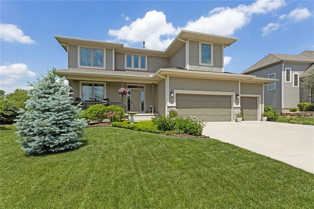 24614 W 97th Terrace, Lenexa, KS