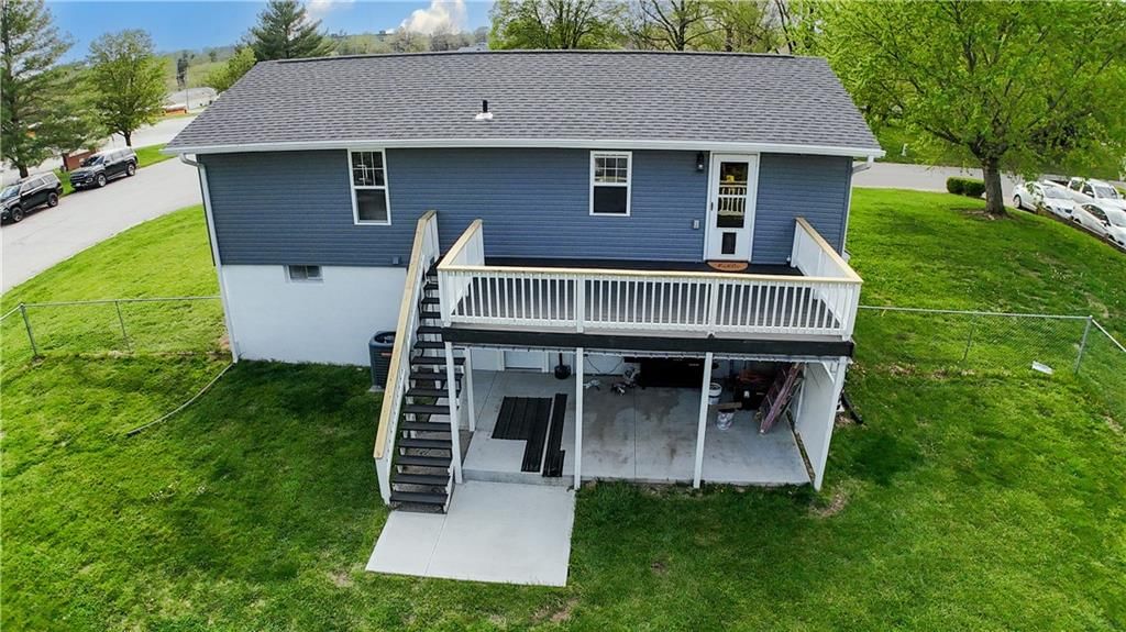611 S Banyon Street — photo 29