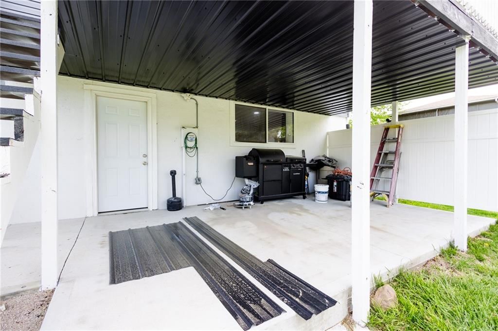 611 S Banyon Street — photo 31