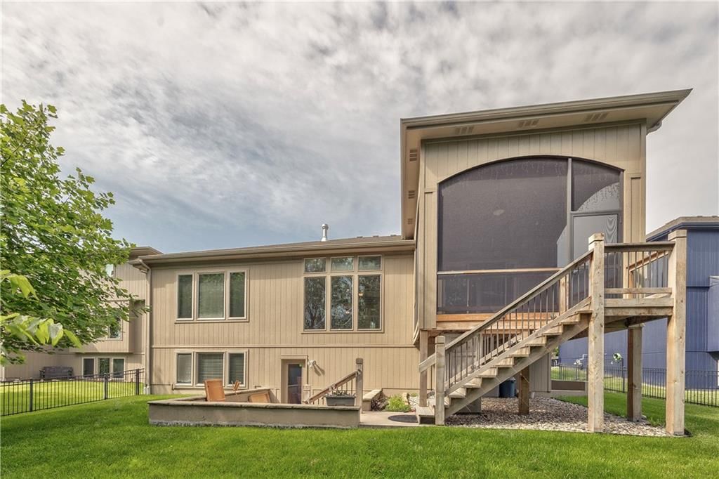 20952 W 113th Place — photo 36