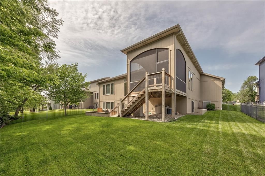 20952 W 113th Place — photo 37