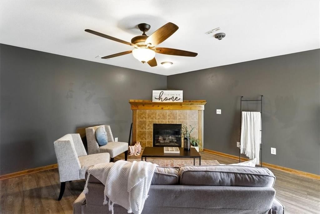 706 SW Woodland Circle — photo 9
