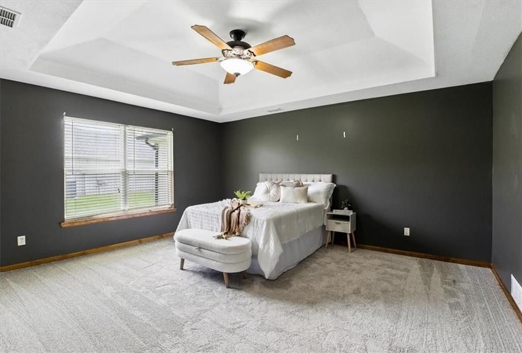 706 SW Woodland Circle — photo 11