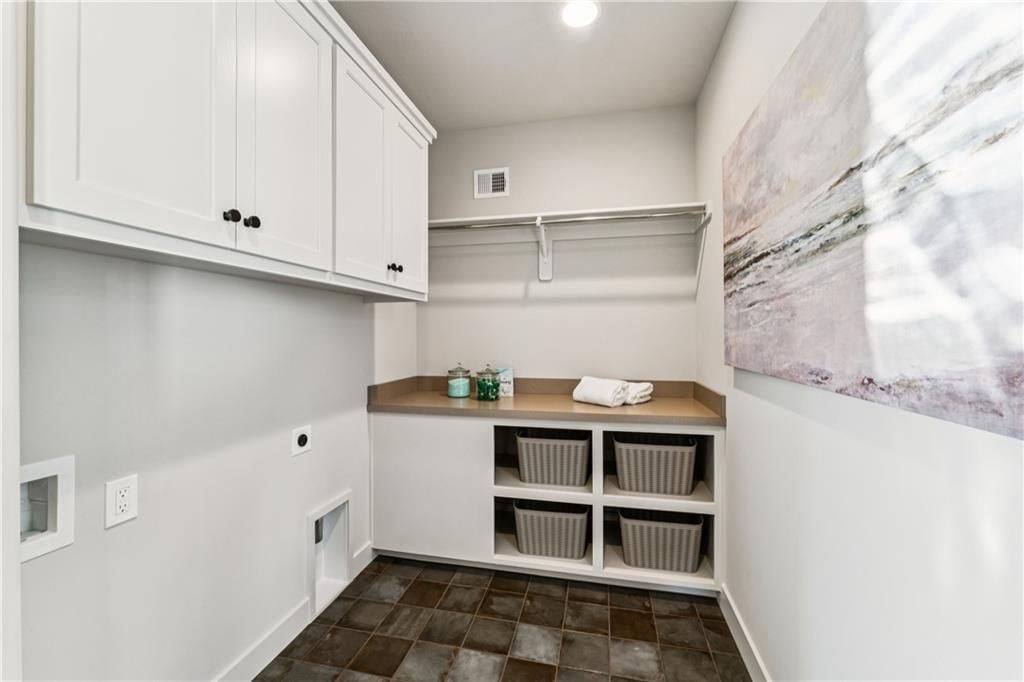 10303 W 151 Terrace — photo 35