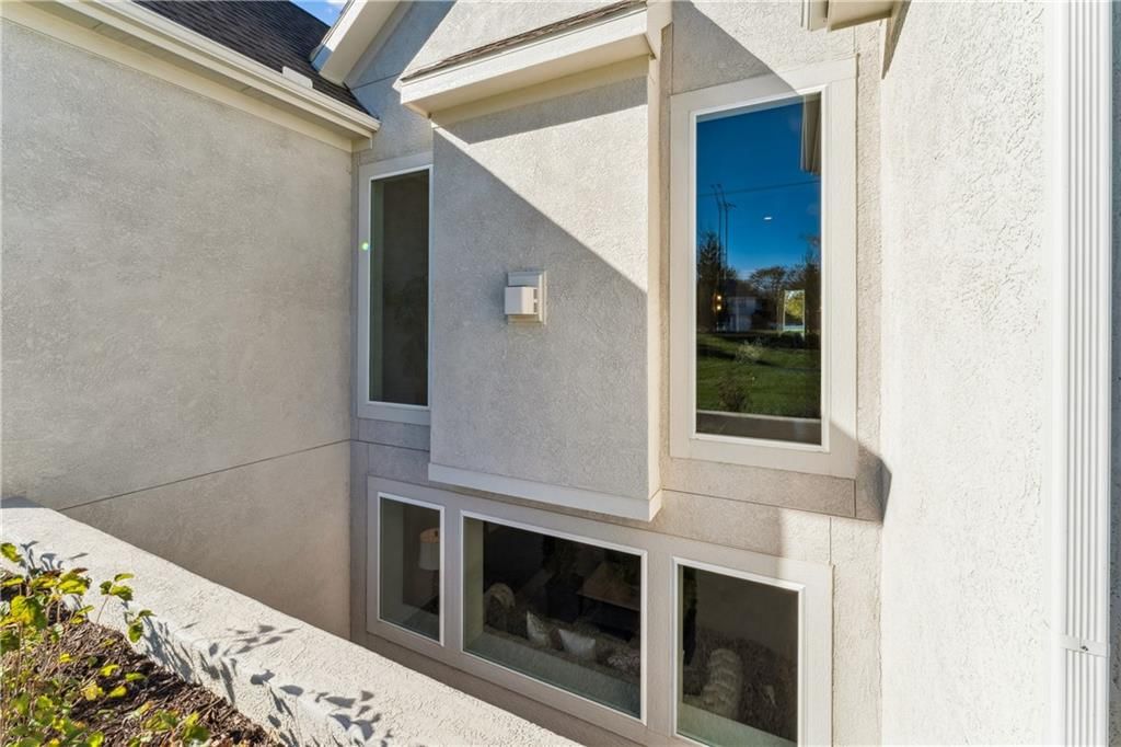 10303 W 151 Terrace — photo 65