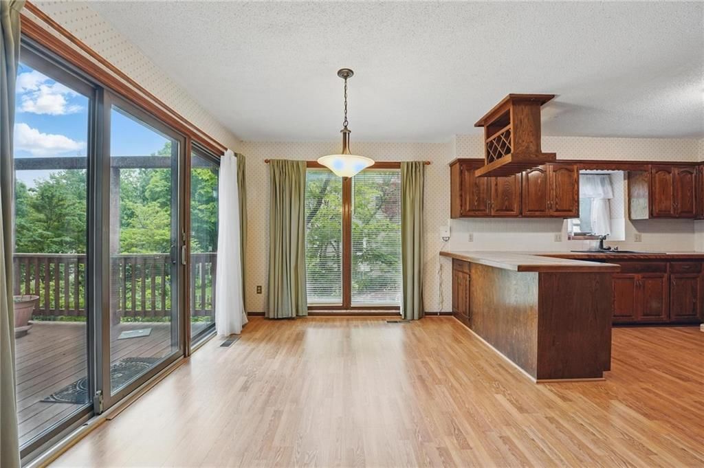 10503 W 50th Terrace — photo 9
