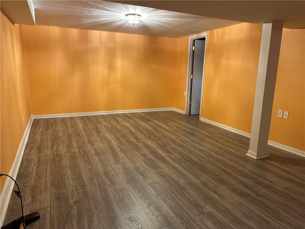 704 SE 30 Street — photo 36