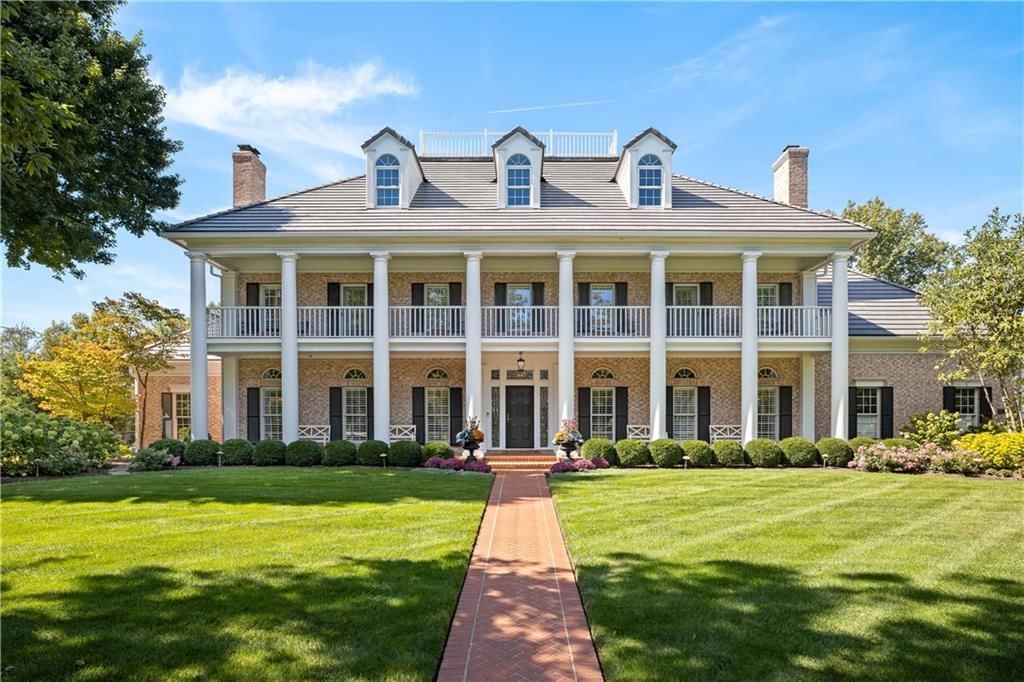 11712 Brookwood Avenue, Leawood, KS