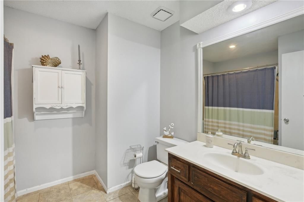 6410 Anderson Street — photo 12