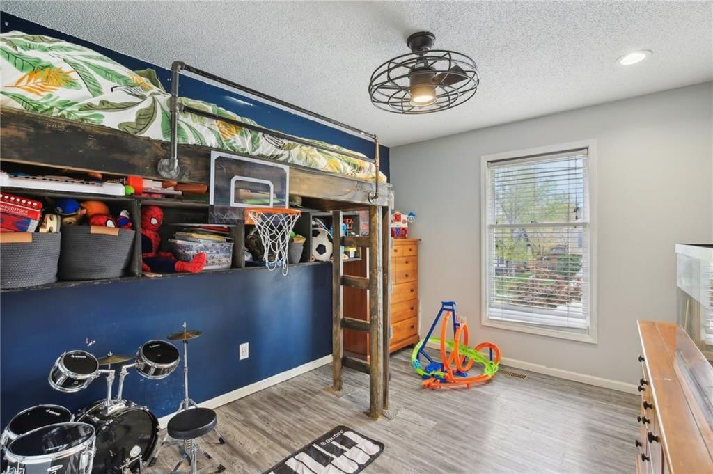 6410 Anderson Street — photo 13