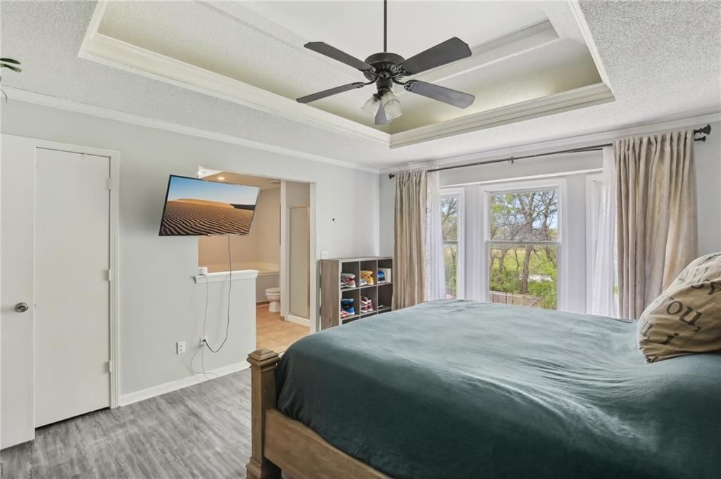 6410 Anderson Street — photo 17