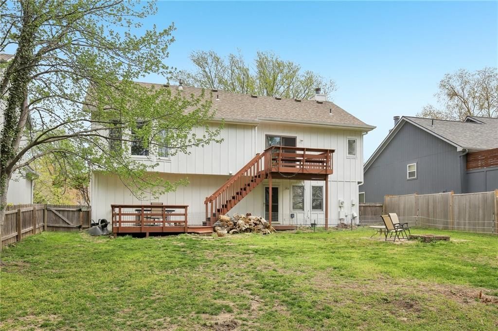6410 Anderson Street — photo 26