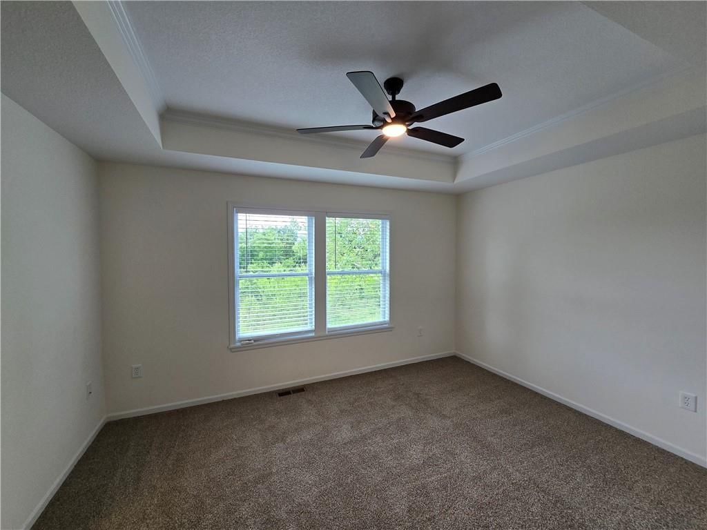 Photo 12 of 23 - 1608 Bluestem Drive
