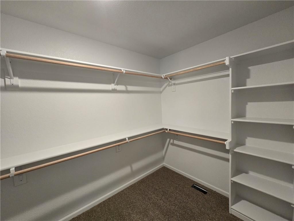 Photo 15 of 23 - 1608 Bluestem Drive