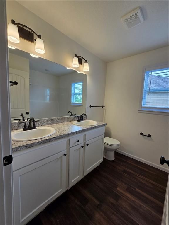 Photo 16 of 23 - 1608 Bluestem Drive