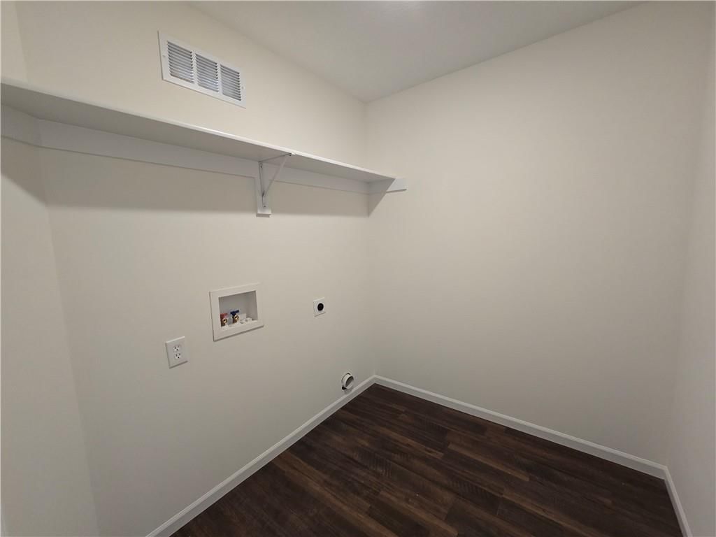 Photo 18 of 23 - 1608 Bluestem Drive