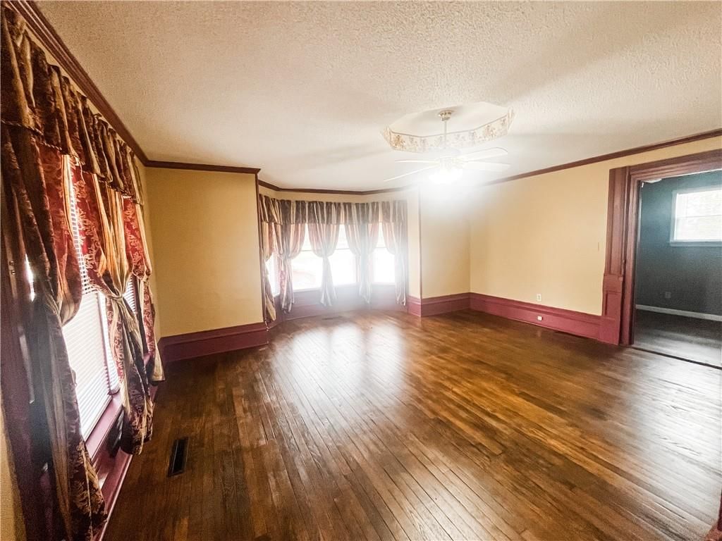 628 S Clay Street — photo 4