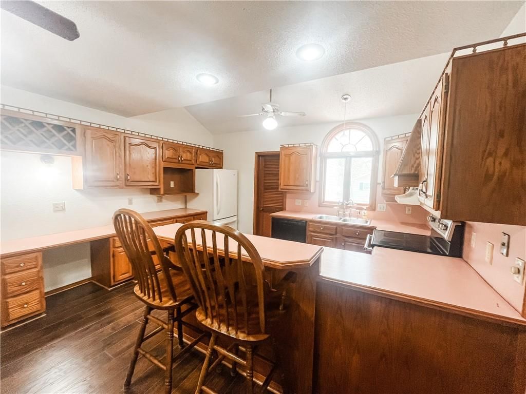 628 S Clay Street — photo 9