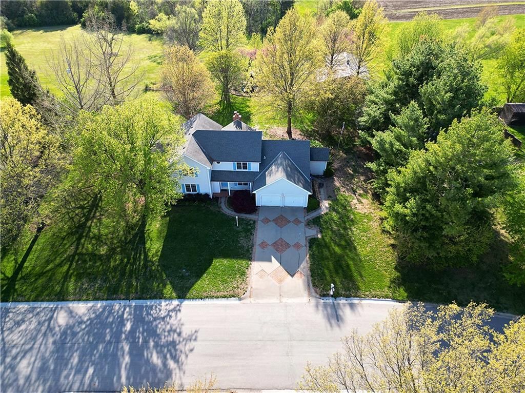 1502 Hillcrest Court — photo 16