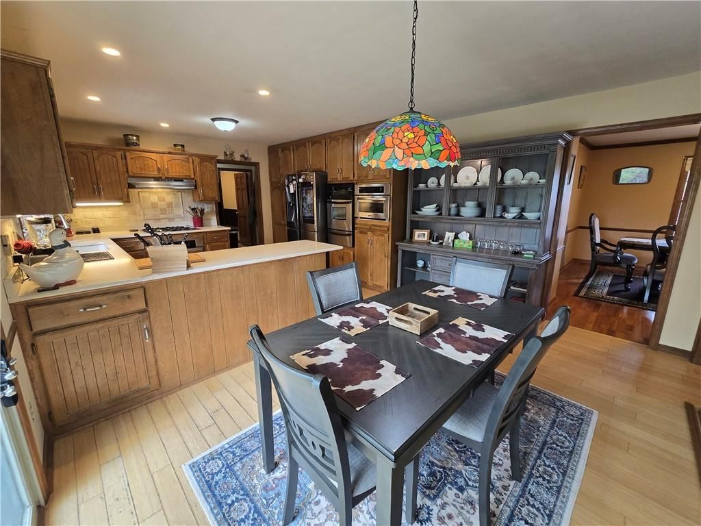 1502 Hillcrest Court — photo 25