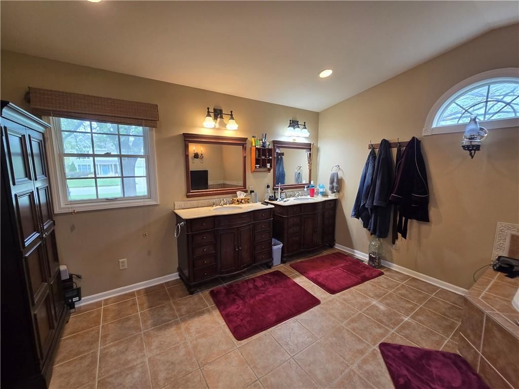 1502 Hillcrest Court — photo 49