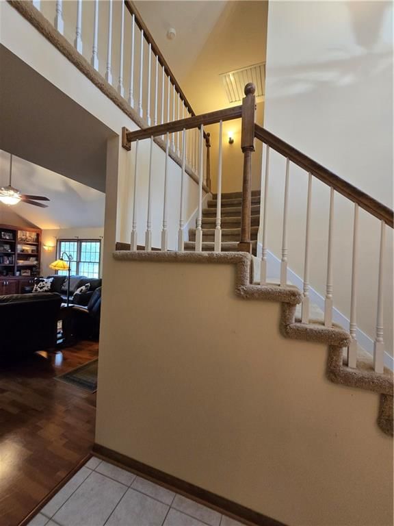 1502 Hillcrest Court — photo 57