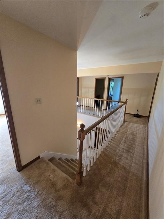 1502 Hillcrest Court — photo 78