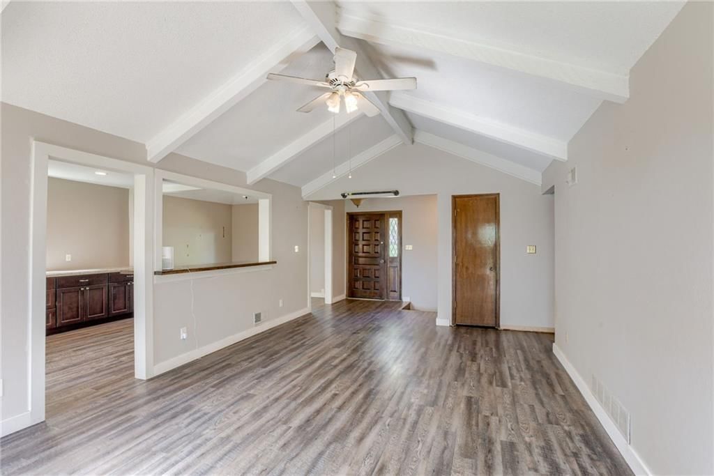 901 Dunwich Drive — photo 6