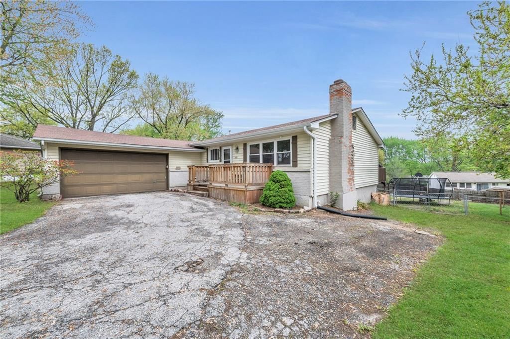 1610 NE Northaven Drive — photo 5