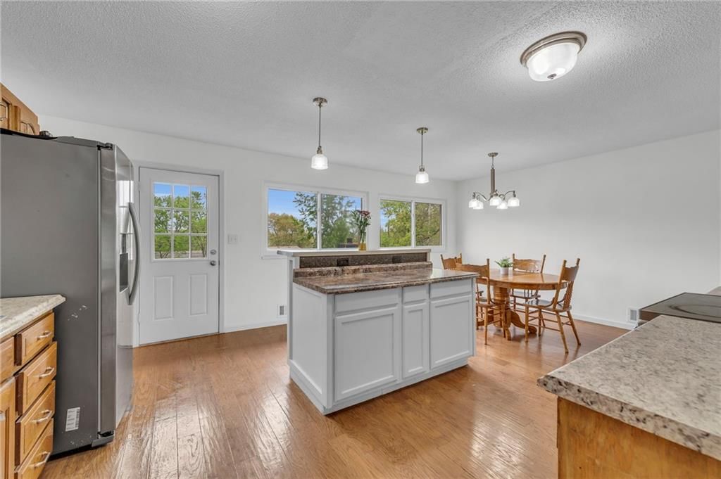 1610 NE Northaven Drive — photo 14