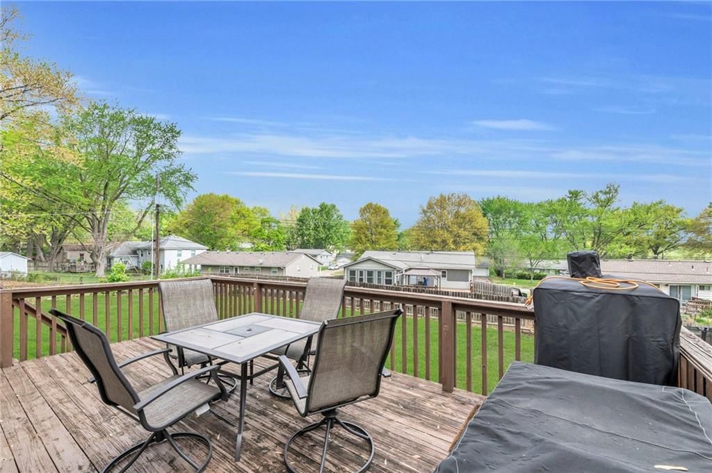 1610 NE Northaven Drive — photo 33