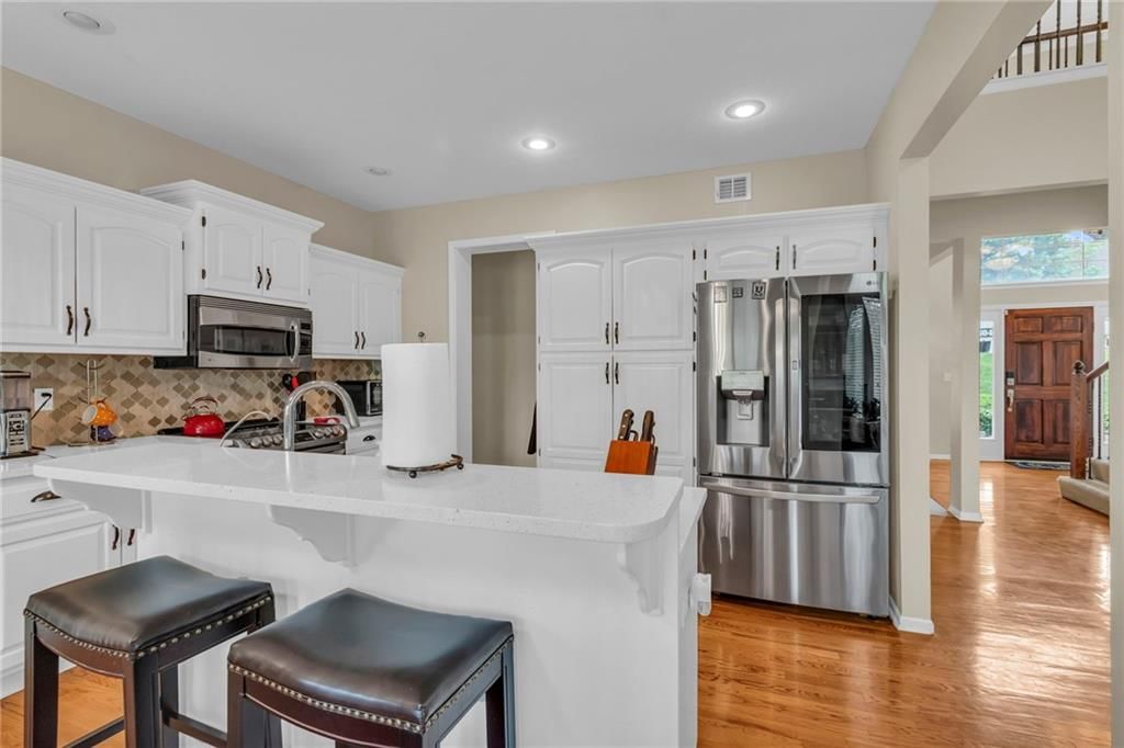 5125 NW Walden Drive — photo 12