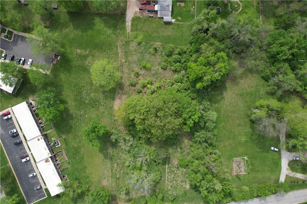 3737 N Brighton Avenue — photo 16