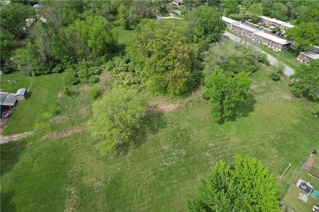 3737 N Brighton Avenue — photo 19