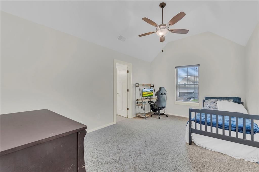 12765 N Imperial Drive — photo 42