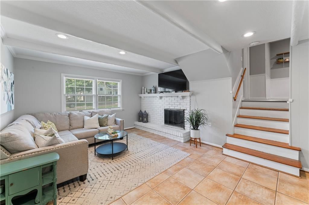 7616 W 97th Street — photo 14